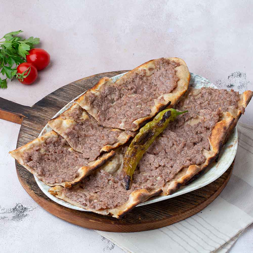Resim: Kıymalı Pide