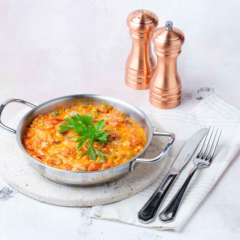 Resim: Sahanda Sucuklu Menemen